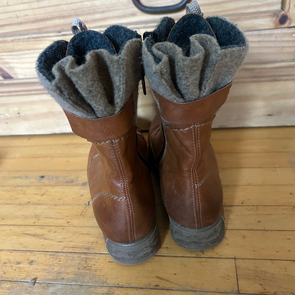 RIEKER Leather Lace Up Felt Lined Boots - Picture 4 of 7